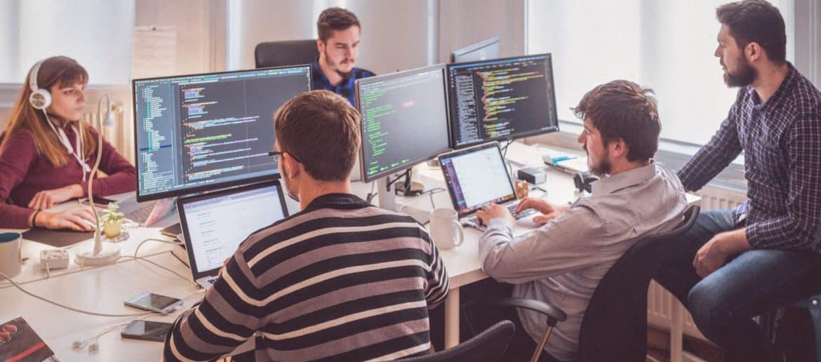 How to Choose the Right Software Development Company