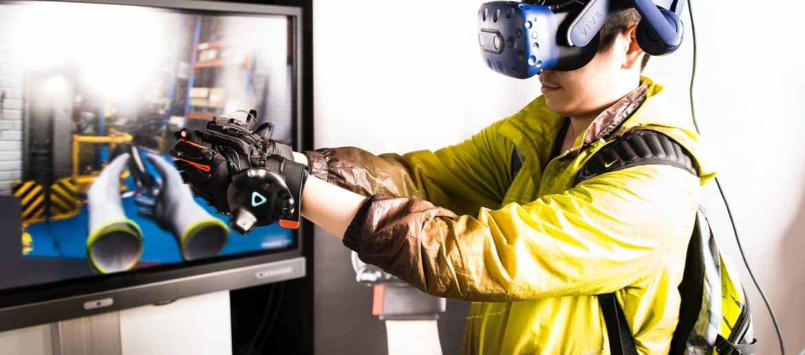 10 Examples of Virtual Reality Training and How it’s Helping Businesses